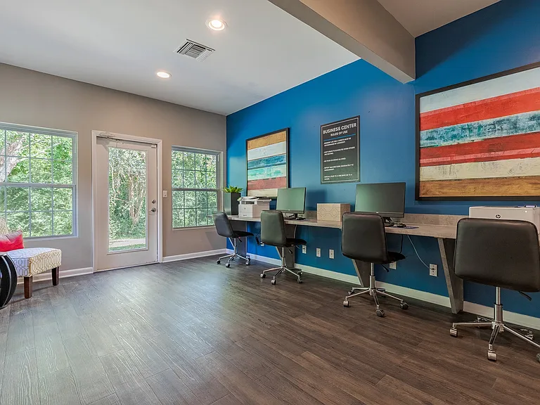 Hampton Greene Apartment Homes — Photo 14