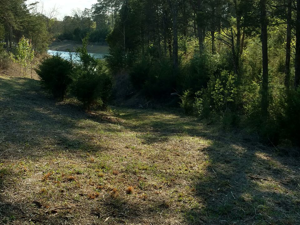 2nd image of Cobblestone Ln