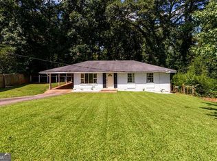 1368 Colony East Ct, Stone Mountain, GA 30083