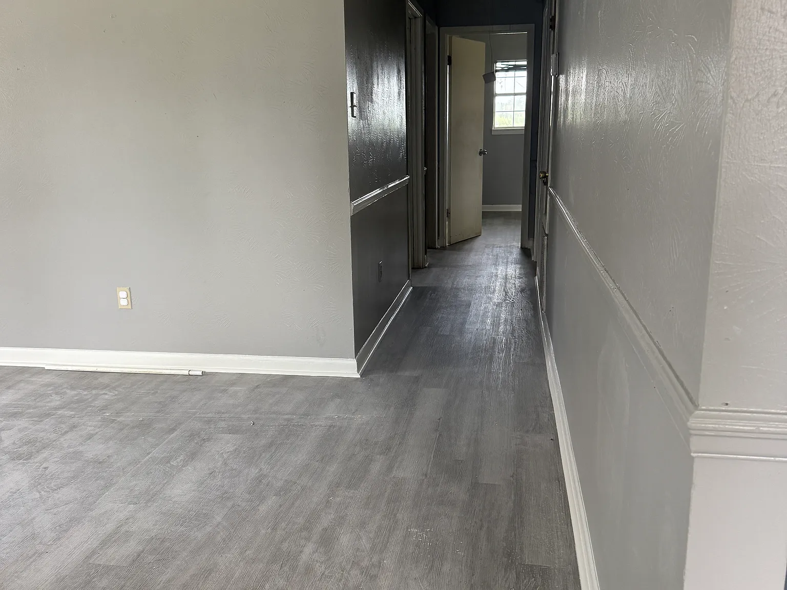 3 bed, 904 sqft, $1,000 — Photo 3
