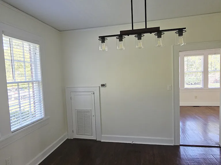 729 E 40th St #1 — Photo 9