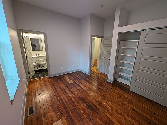 5th image of 3611 Newton Ave #1