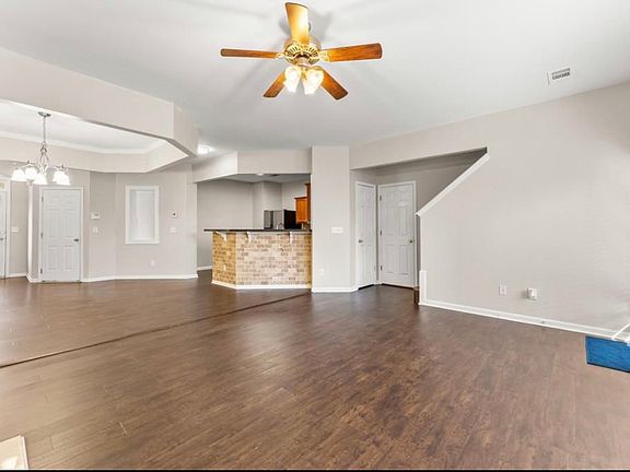 4th image of 1933 Lake Heights Cir NW #1933