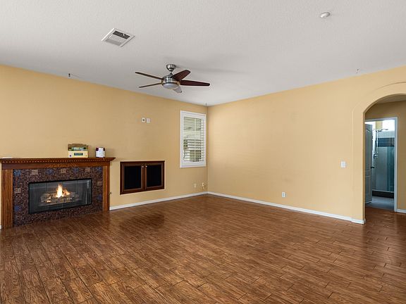 3rd image of 14964 Pepperdine Dr