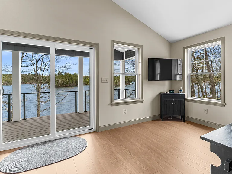 1296 W Shore Dr — Photo 9