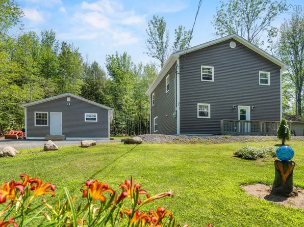 309 Ashland Rd, West Hants, NS B0N 2T0