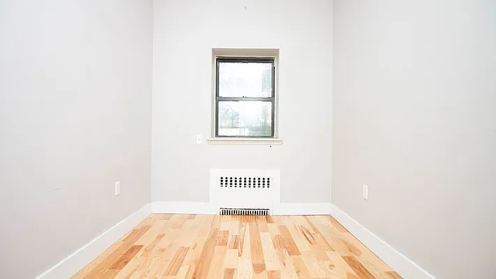 Rented by Nooklyn NYC LLC | media 9