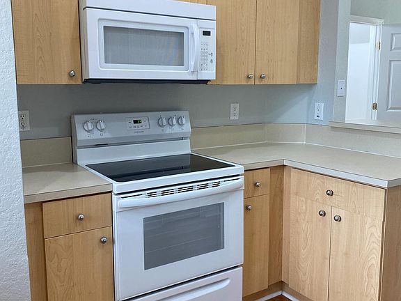 4th image of 11064 Winter Crest Dr