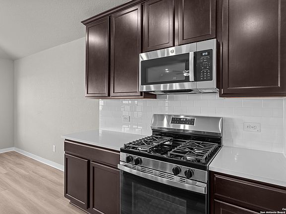 3rd image of 6707 Tasajillo Springs