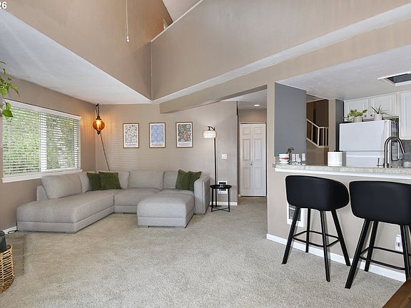 5th image of 10222 SE Talbert St