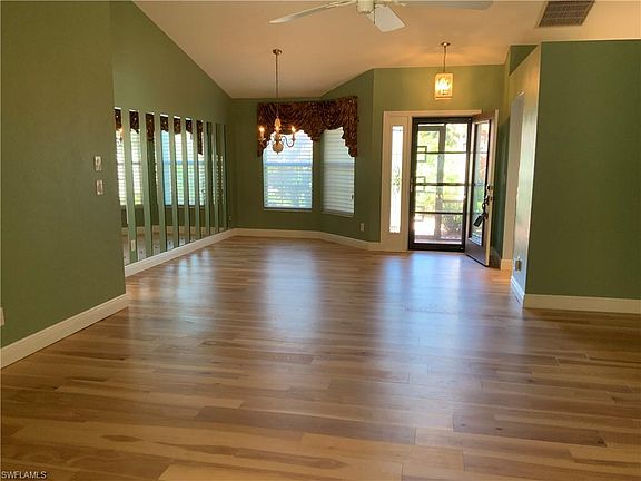 2nd image of 12690 Glen Hollow Dr