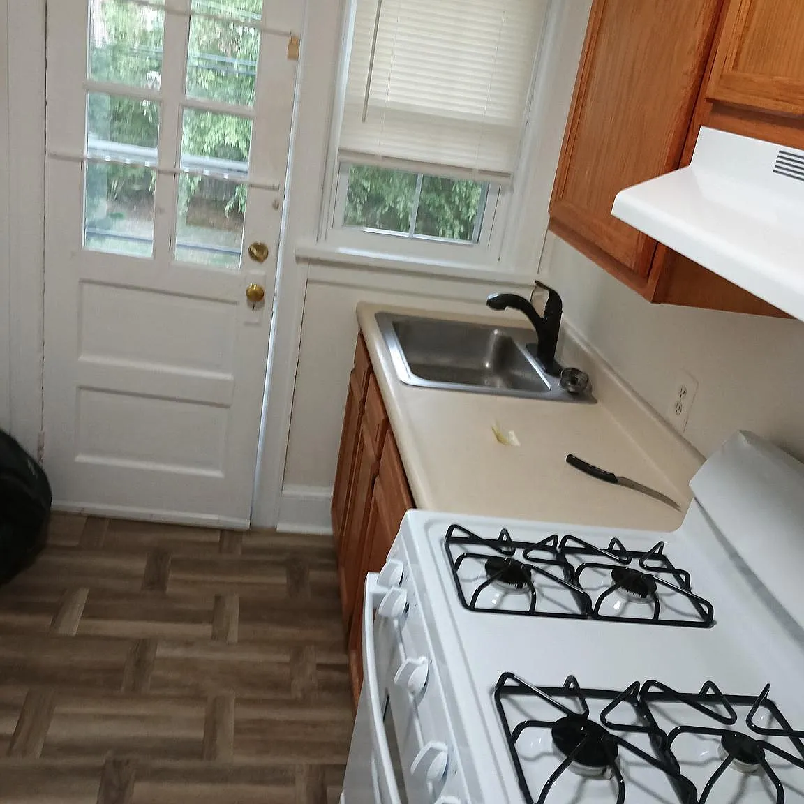 2 bed, $1,400 — Photo 4