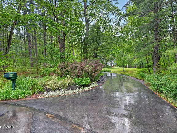2nd image of 107 Valley Ct