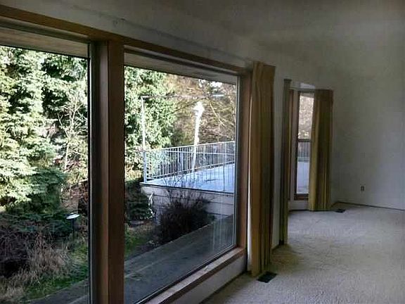 4th image of 3707 E 21st Ave