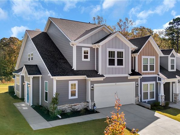323 Grange Valley Ln, Central, SC 29630