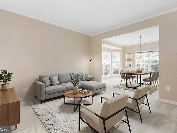 5th image of 20 Palace Ln