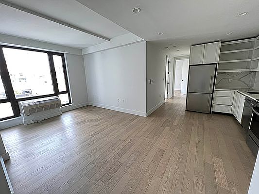 1st image of 559 4th Ave #407