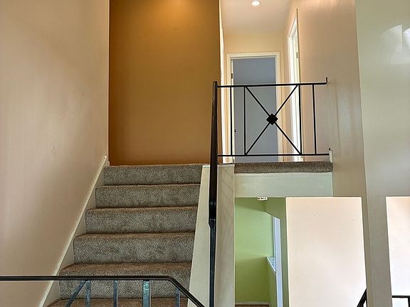 3rd image of 1142 Brighton Pl
