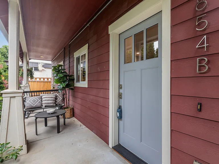4854 Delridge Way SW #B — Photo 38