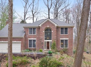 8240 Branch Rd, Annandale, VA 22003