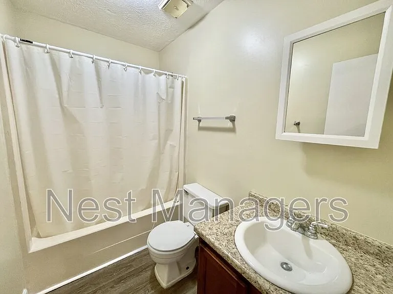 5852 Aftonshire Dr — Photo 3