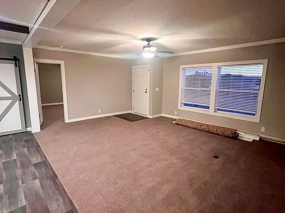 3rd image of 201 Dove Ave