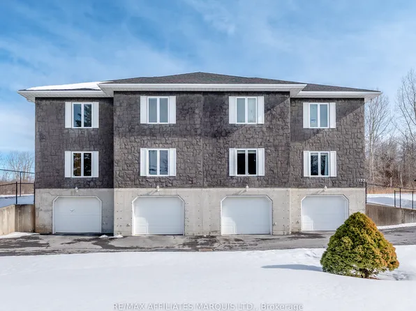 1133 Carleton St, Cornwall, ON K6H 7N8
