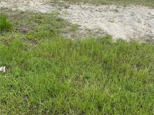 1828 SW 32nd St, Cape Coral, FL 33914