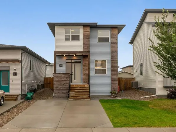 809 Greywolf Run N, Lethbridge, AB T1H 7G2