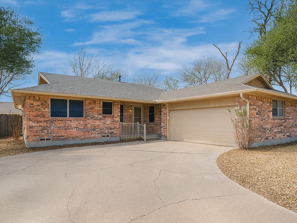 1st image of 107 Belden Cir