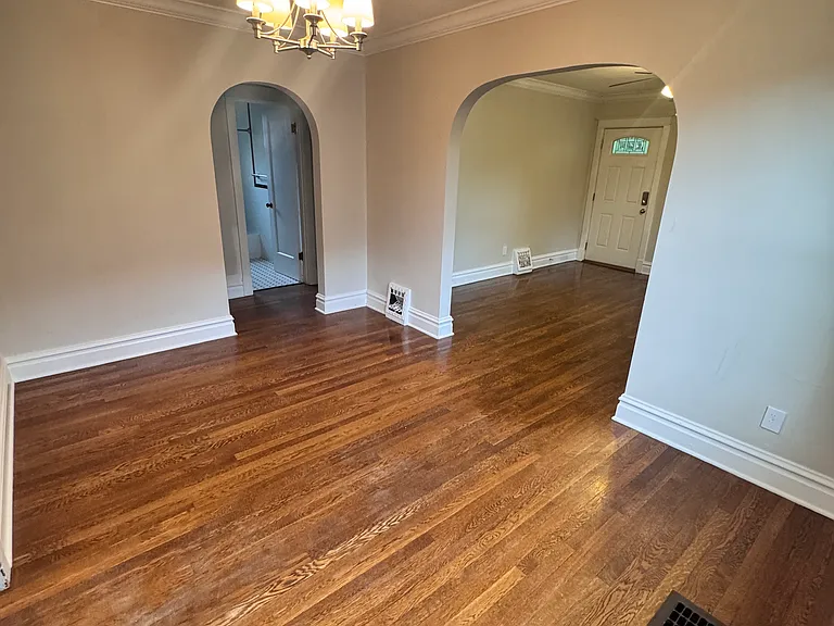 20 Hillcrest Pl — Photo 3