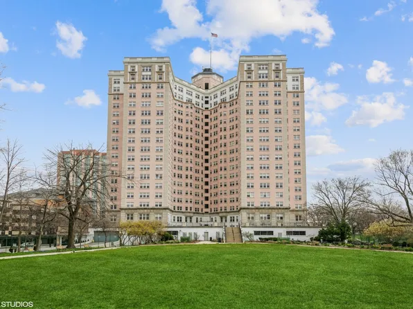 5555 N Sheridan Rd APT 1615, Chicago, IL 60640