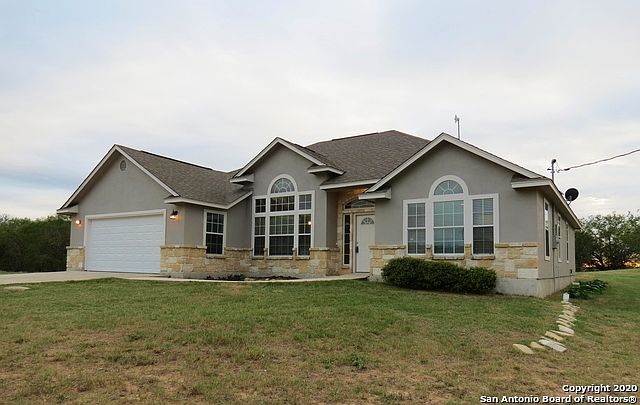 1st image of 206 Shamrock Dr