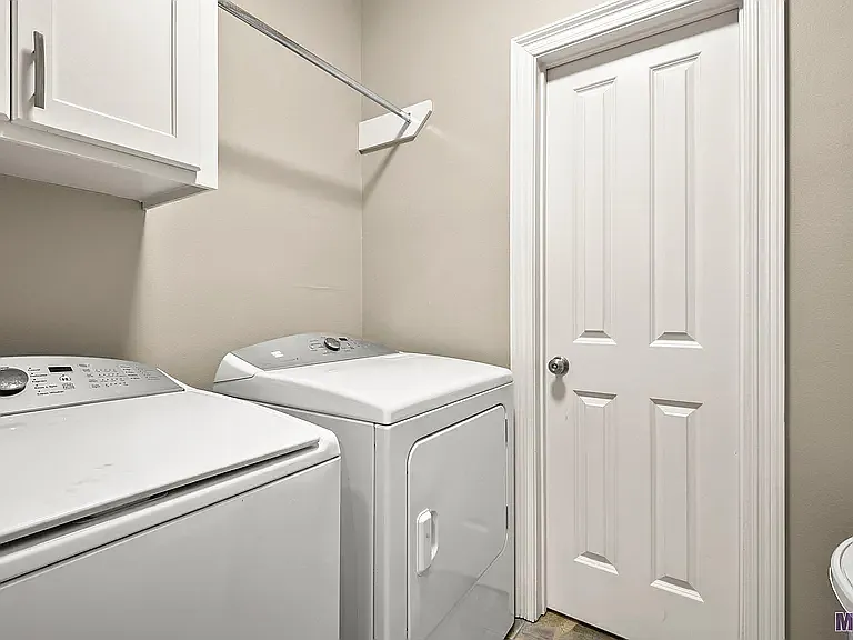 7611 Ibiza Dr — Photo 16