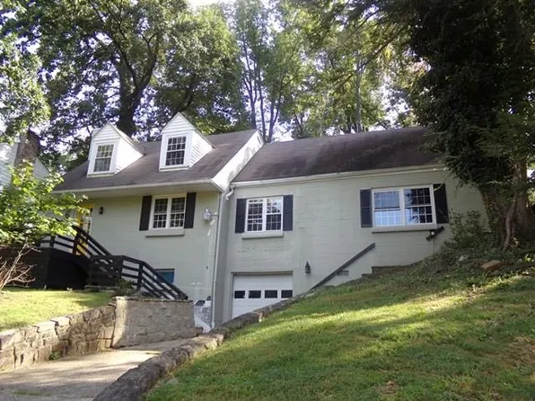 64 Marne Dr, Huntington, WV 25705
