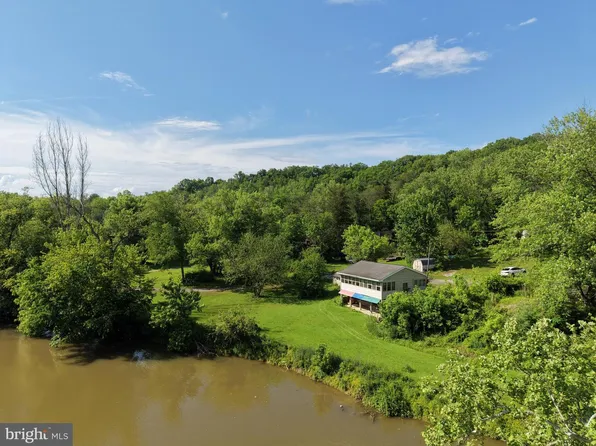 13721 Hopps Landing Rd, Hagerstown, MD 21740
