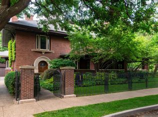 826 W Hutchinson St, Chicago, IL