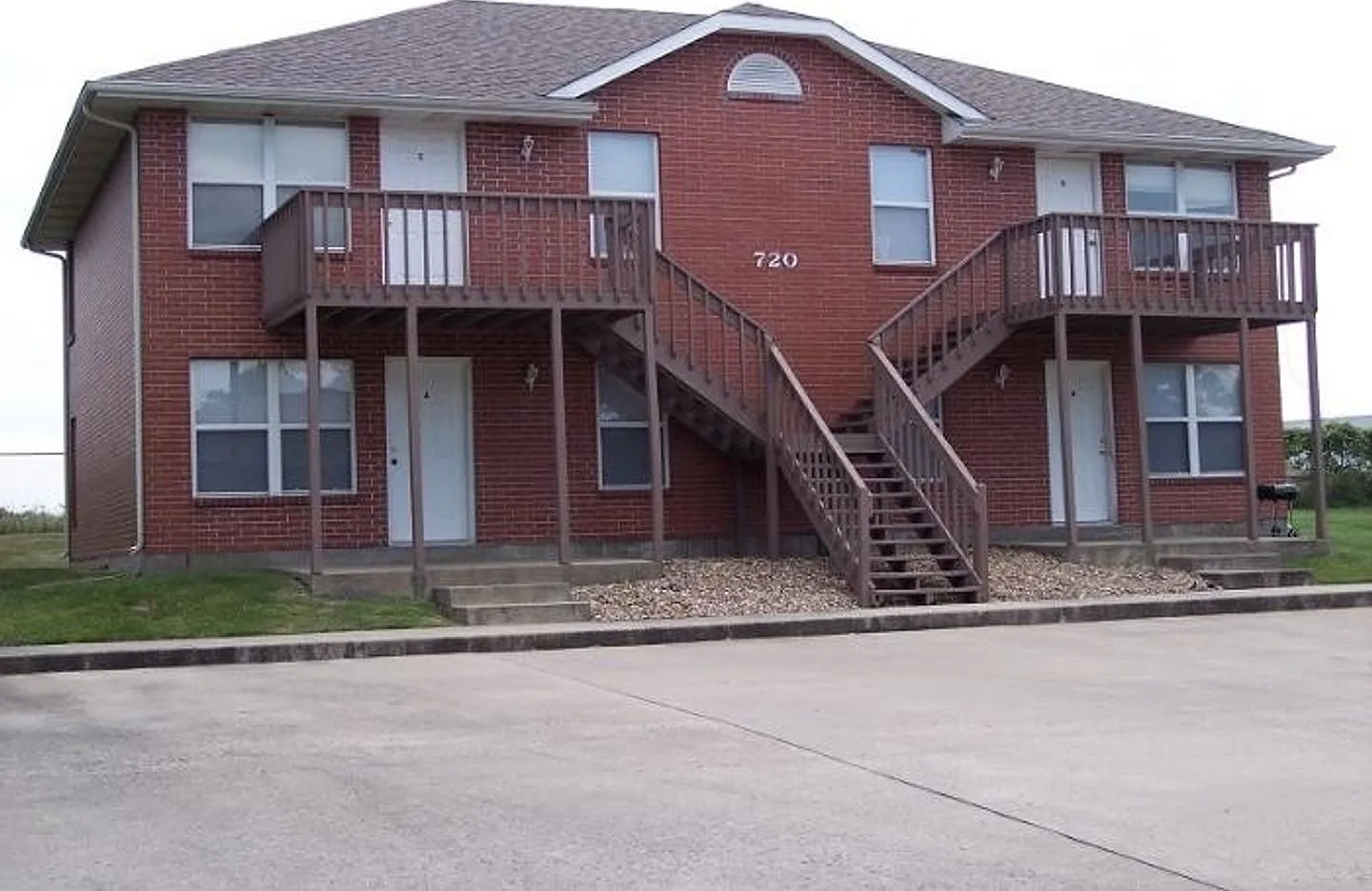720 Cedar Drive — Photo 1