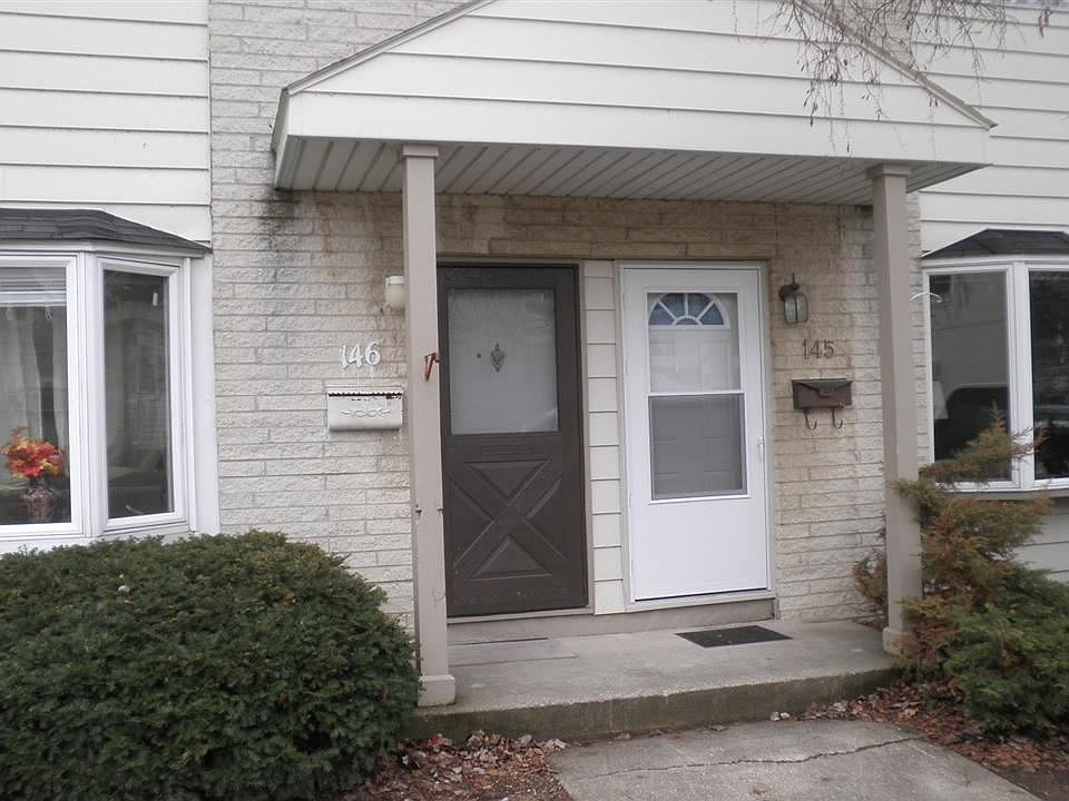 1st image of 145 N Lakewood Gdns