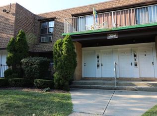 408 Carpenter Ave APT 3, Newburgh, NY 12550