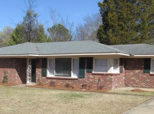 1809 Gillespie Dr, Montgomery, AL 36106