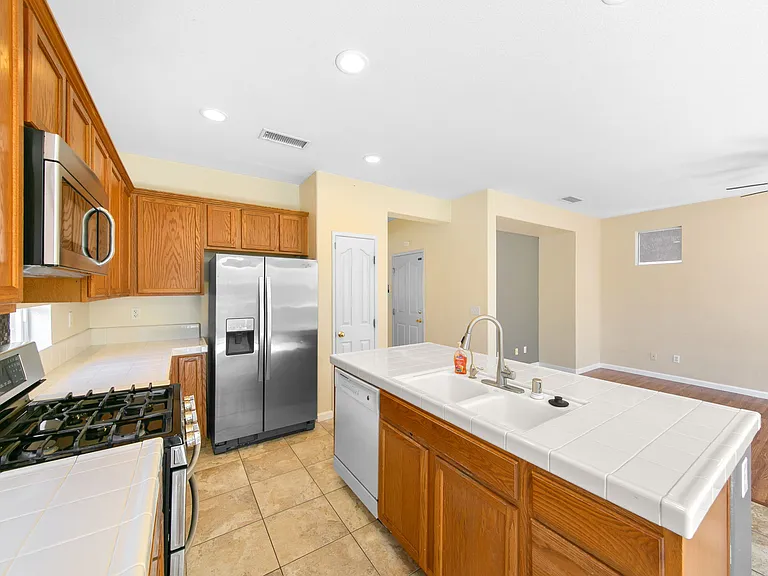 3235 Marrissey Ln — Photo 18