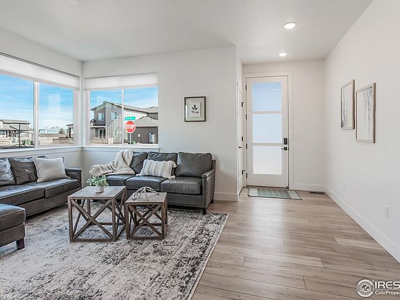 4th image of 6001 Denys Dr