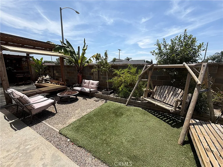 2512 W Fulcrum Pl — Photo 31