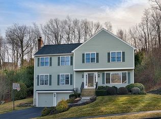 4 Seton Dr, Shrewsbury, MA 01545