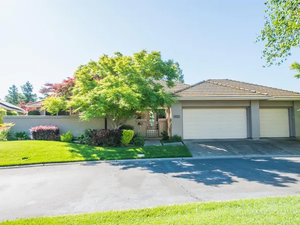 9512 Golf Course Ln, Elk Grove, CA 95758