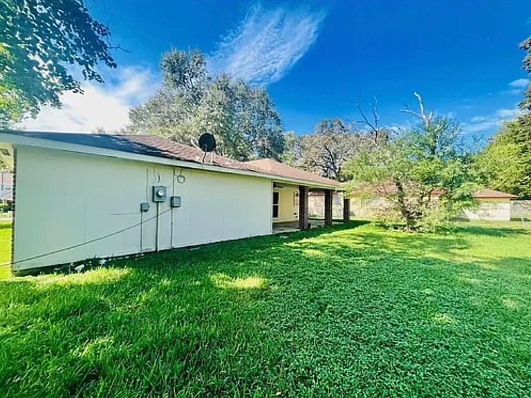 13248 Bluff View Dr — Photo 19