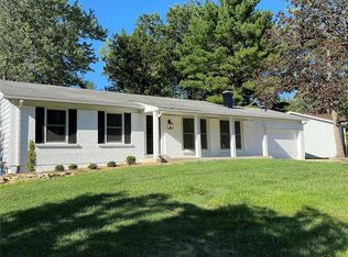 107 Whitewater Dr, Ballwin, MO
