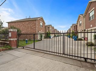 3732 Main Poplar Dr, Houston, TX 77025