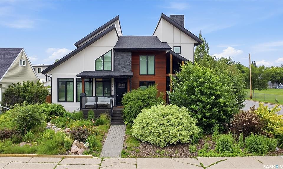 1st image of 1602 Edward AVENUE